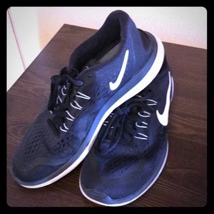 Nike Flex 2017 Run